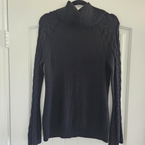 Soho New York & Company Black Sweater Size Medium 💖 - Picture 4 of 6